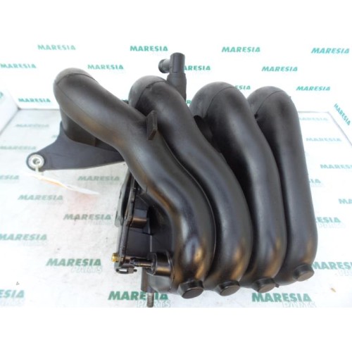 Renault - Clio - Intake manifold