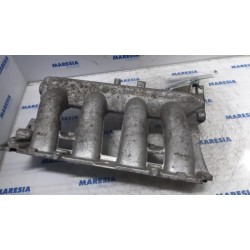 Renault - Vel Satis - Intake manifold