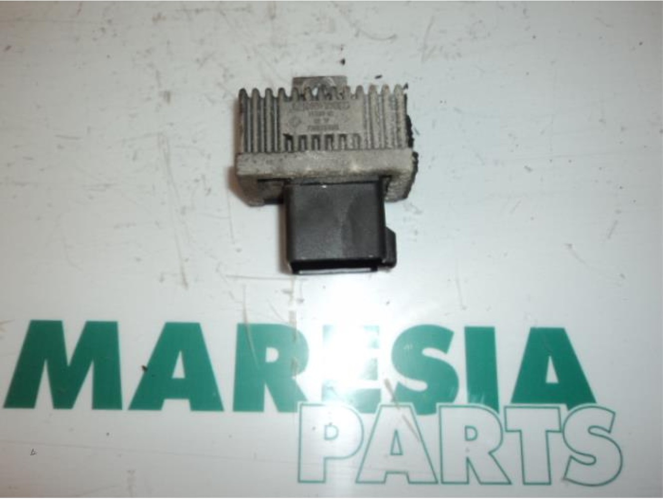 Renault - Clio - Glow plug relay