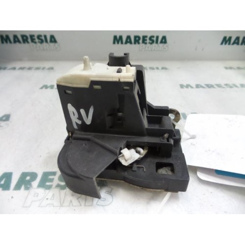 Renault - Clio - Door lock mechanism 2-door, right