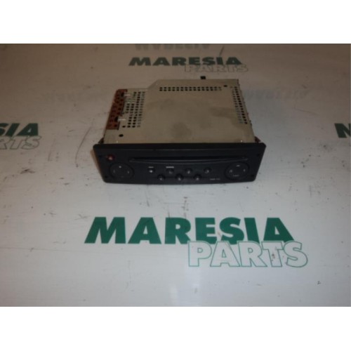 Renault - Clio - Radio CD player