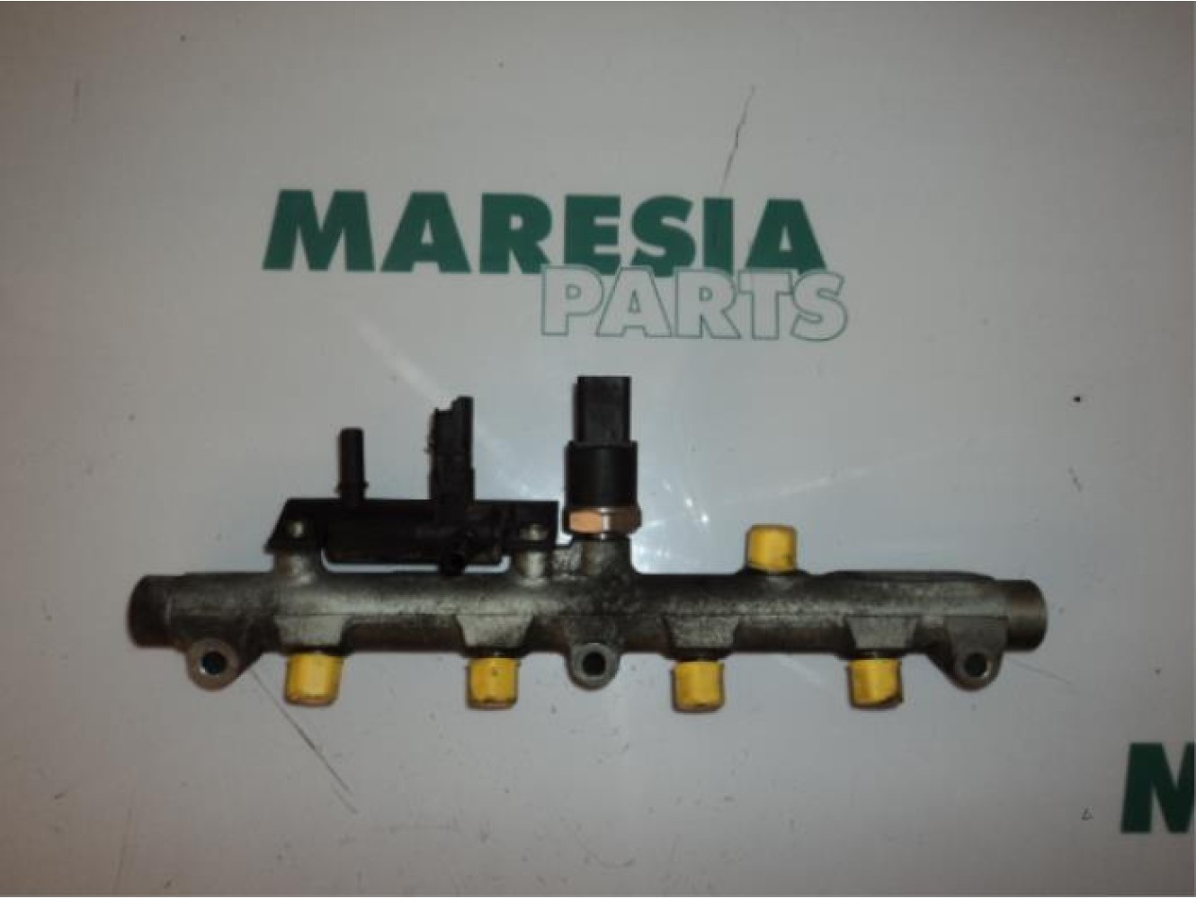 Peugeot - 406 - Fuel injector nozzle