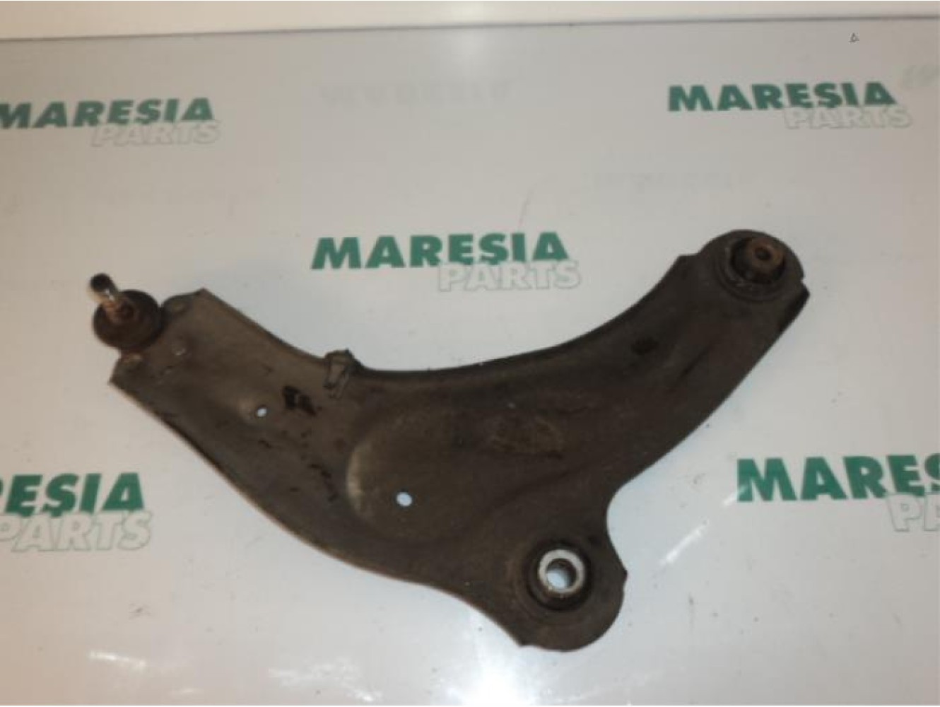 Renault - Vel Satis - Front lower wishbone, right