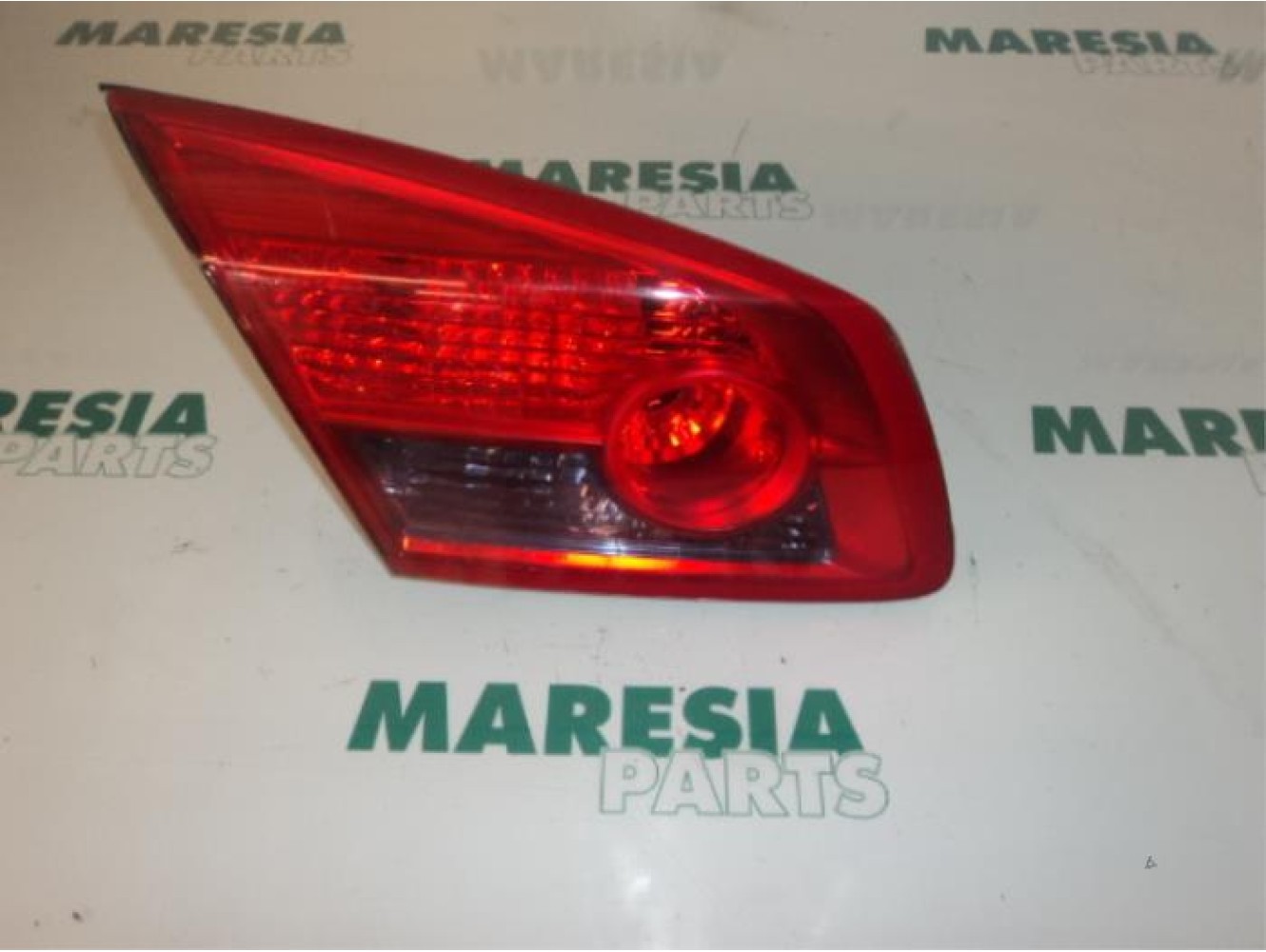 Renault - Vel Satis - Taillight, left