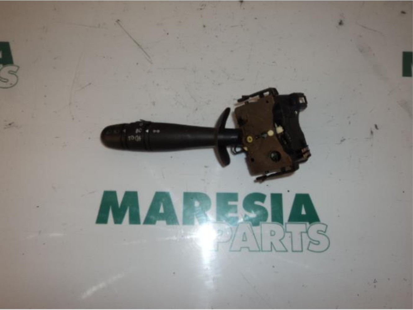 Renault - Vel Satis - Indicator switch