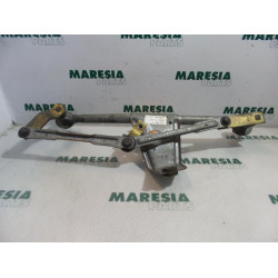 Peugeot - 206 - Wiper mechanism