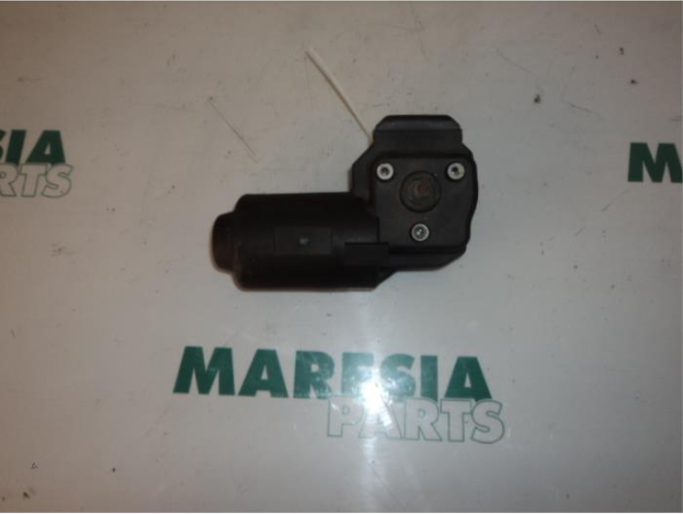 Alfa Romeo - 145/146 - Front wiper motor