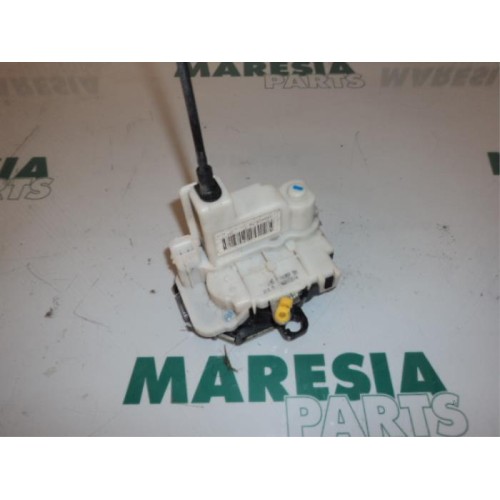 Fiat - Panda - Rear door mechanism 4-door, right