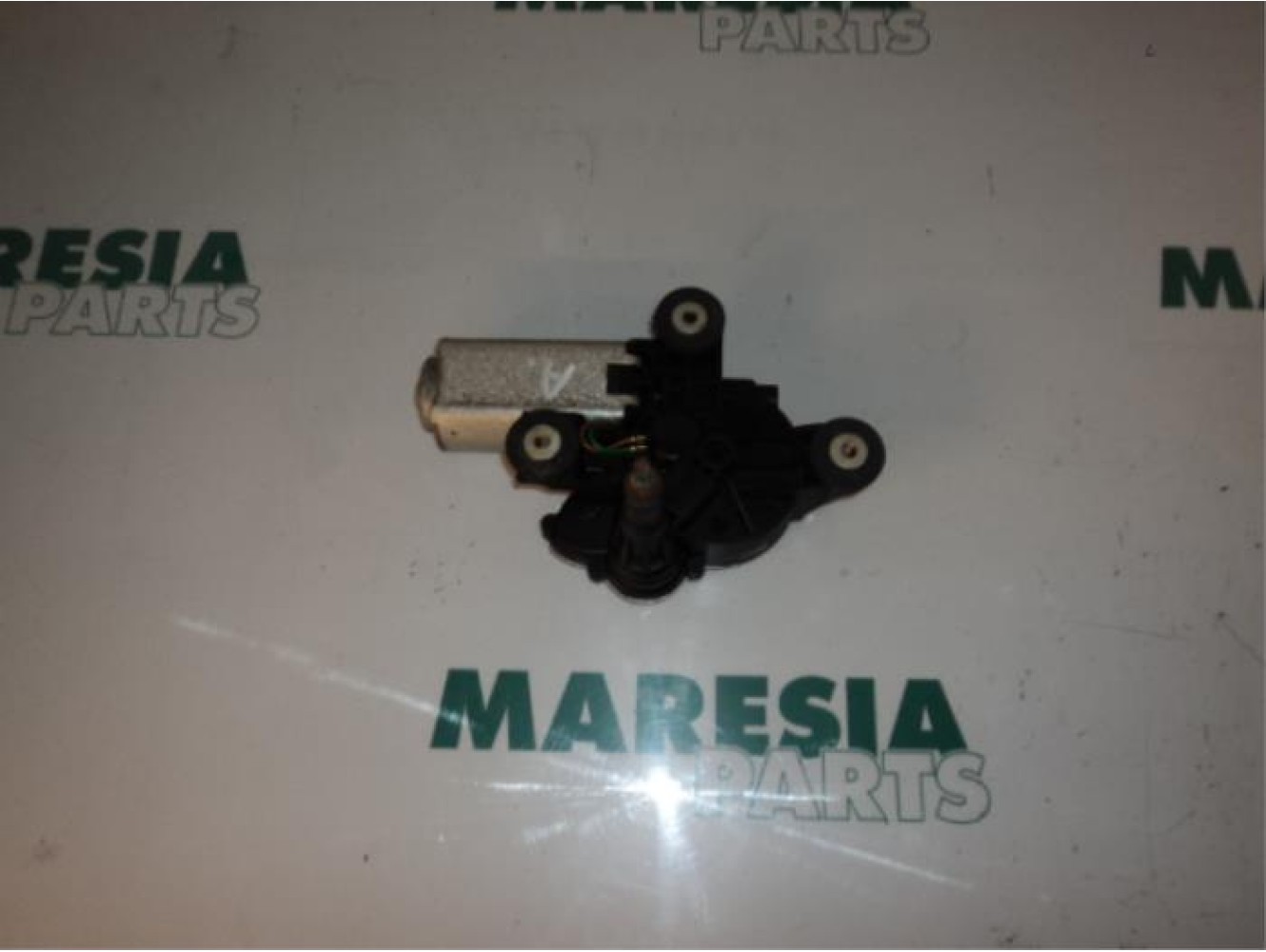 Fiat - Panda - Ruitenwissermotor achter