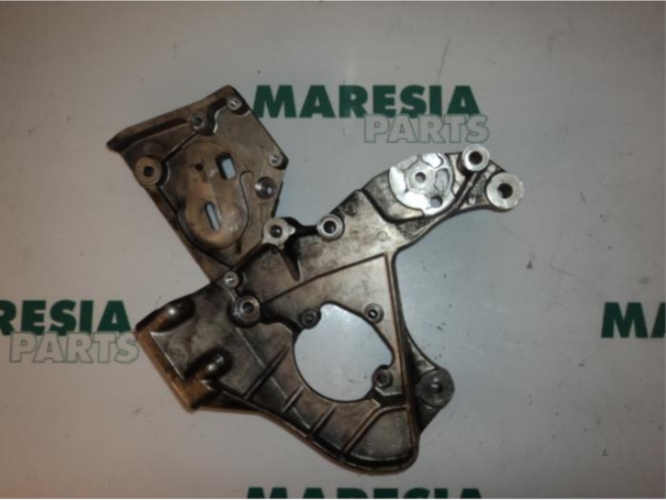 Alfa Romeo - 156 - Engine mount