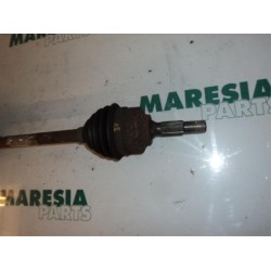 Citroen - C3 - Aandrijfas links-voor