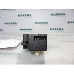 Peugeot - 206 - Heater valve motor