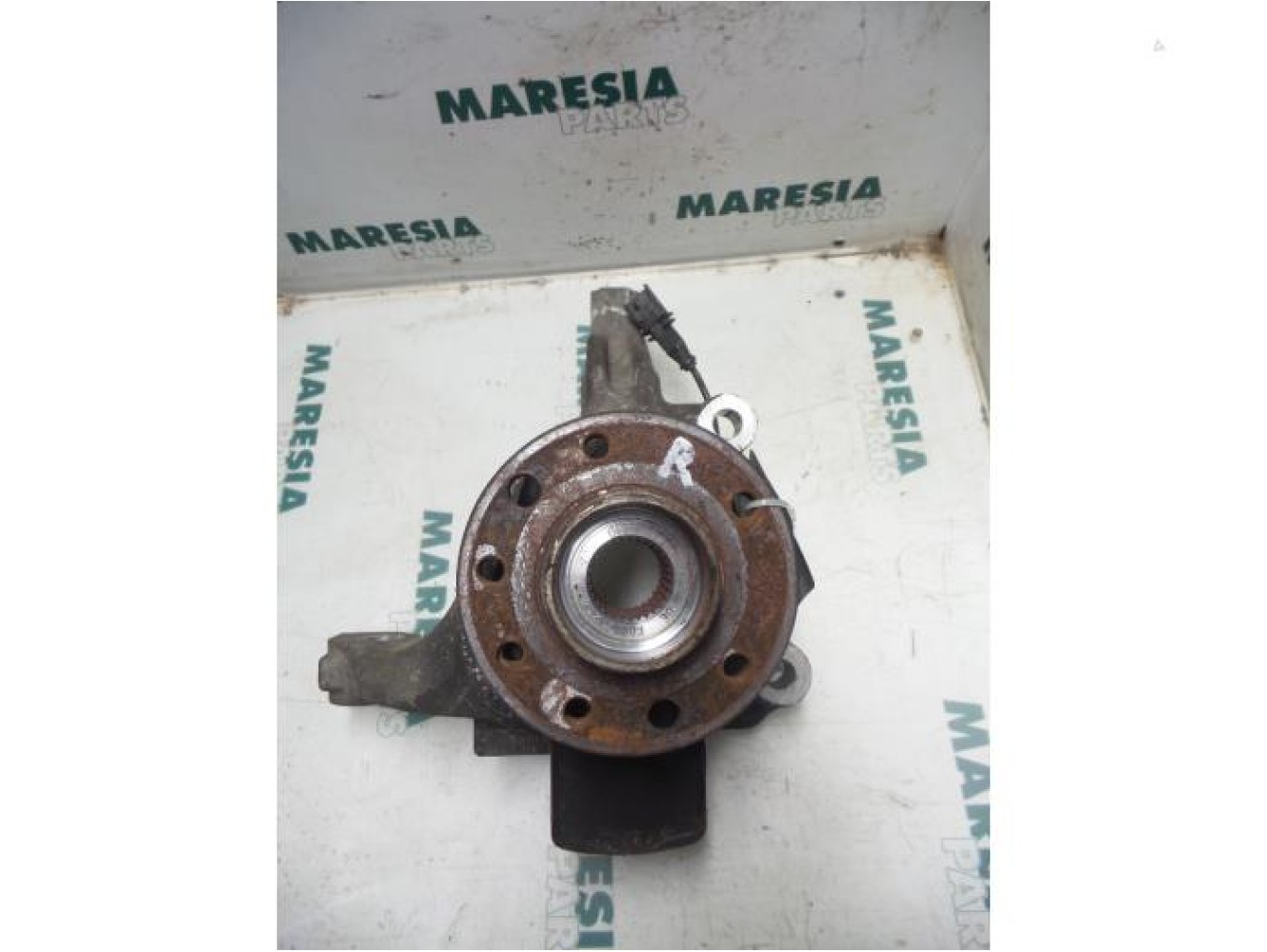 Fiat - Croma - Knuckle, front right