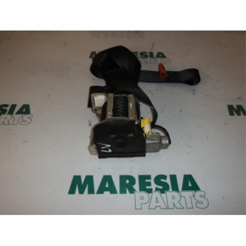 Alfa Romeo - 147 - Front seatbelt, left