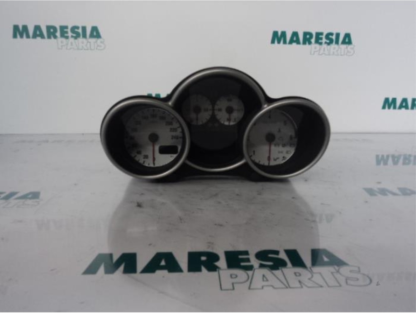 Alfa Romeo - 147 - Instrumentenpaneel