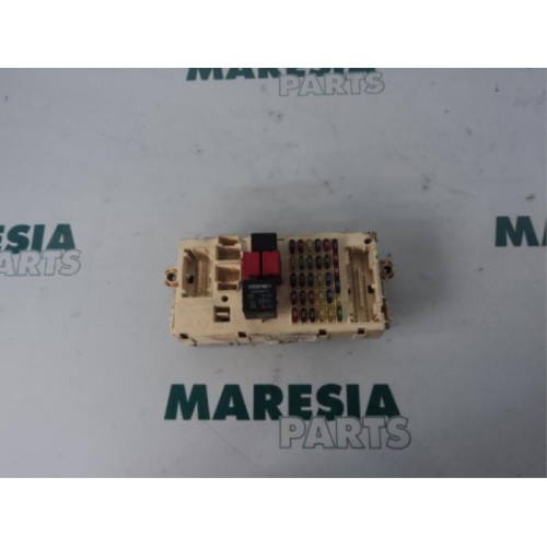 Alfa Romeo - 147 - Fuse box