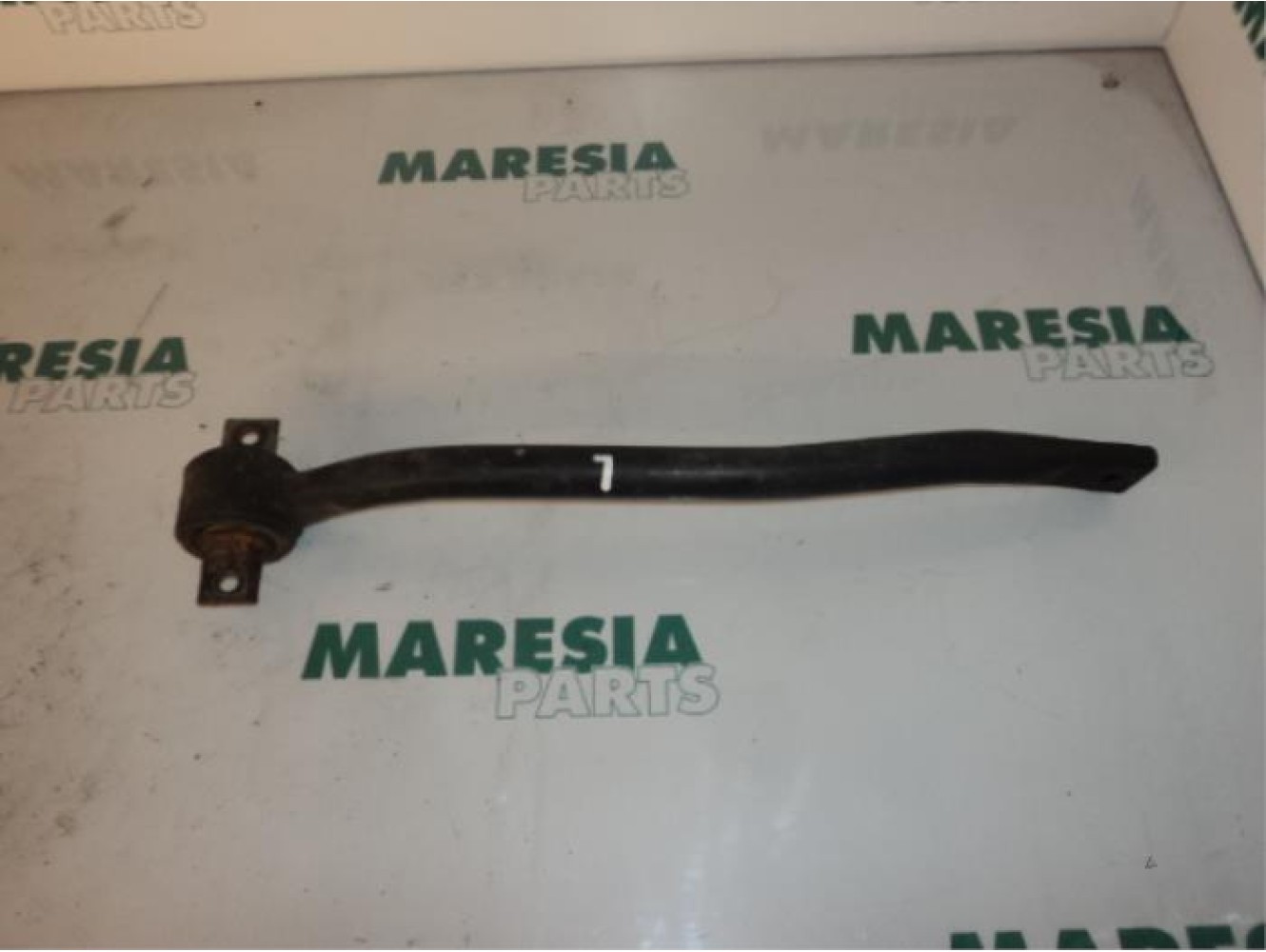 Alfa Romeo - 147 - Bras de suspension arrière gauche