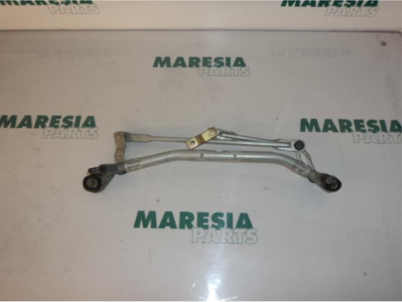 Peugeot - 1007 - Wiper mechanism