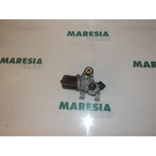 Peugeot - 1007 - Front wiper motor