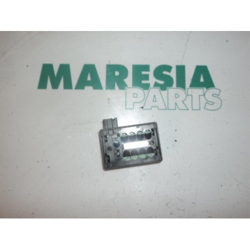 Peugeot - 1007 - Rain sensor