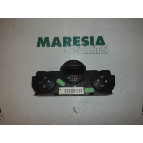 Renault - Megane - Heater control panel