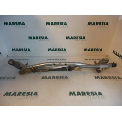 Renault - Megane - Wiper mechanism
