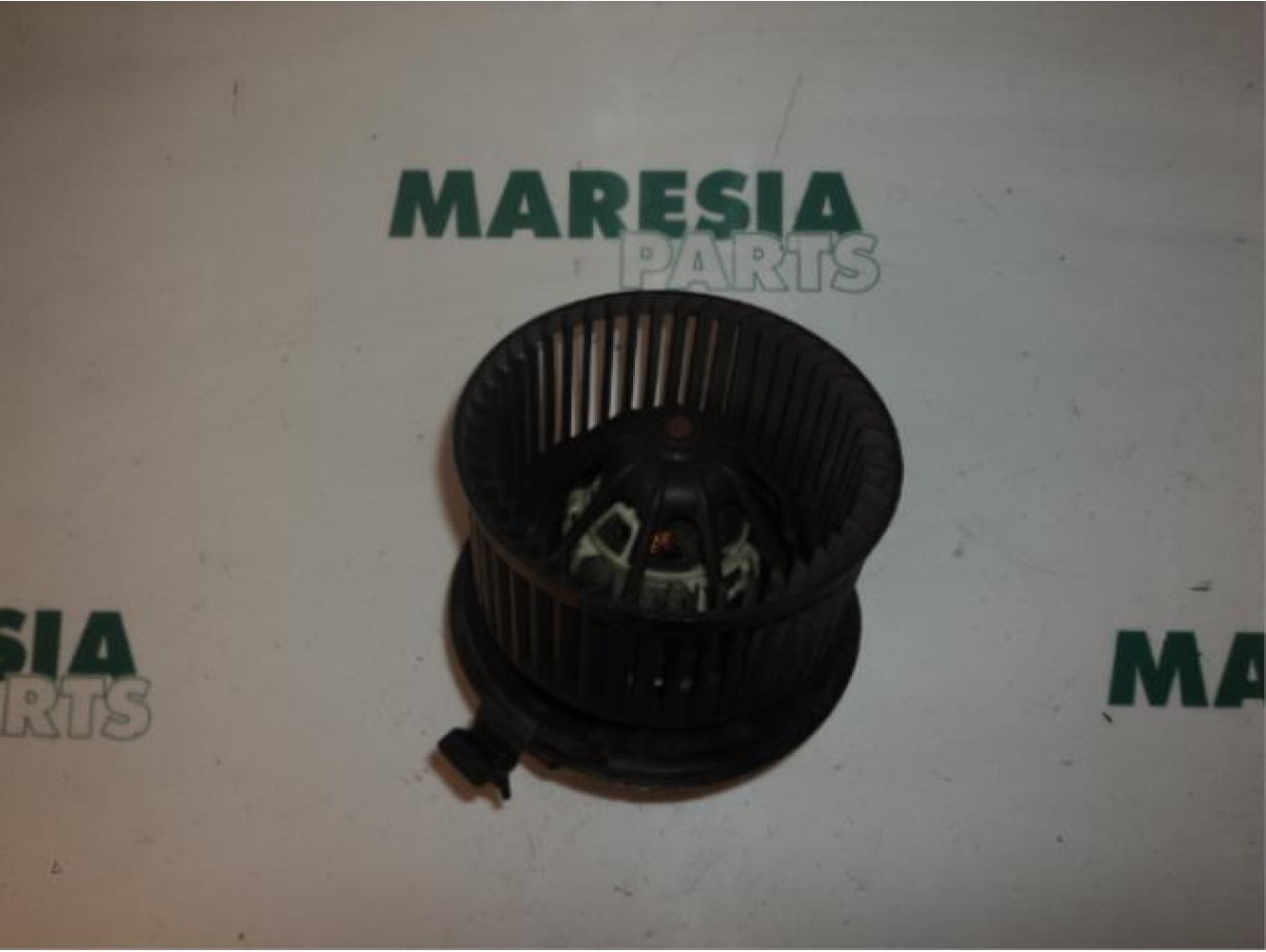 Renault - Megane - Heating and ventilation fan motor