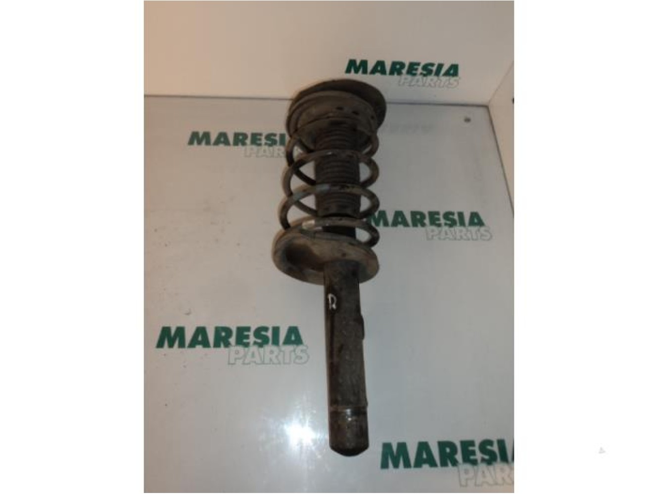 Peugeot - 206 - Front shock absorber rod, right