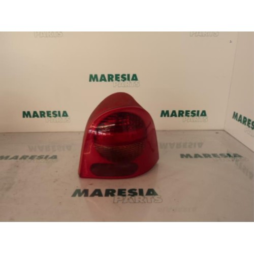 Renault - Twingo - Taillight, right