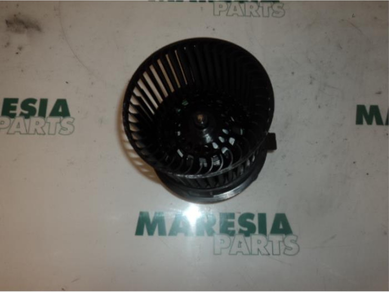 Peugeot - 208 - Heating and ventilation fan motor