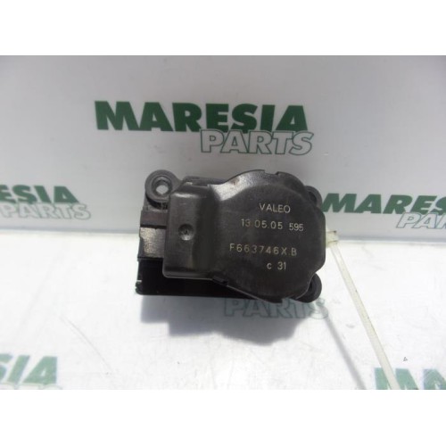 Renault - Megane - Heater valve motor