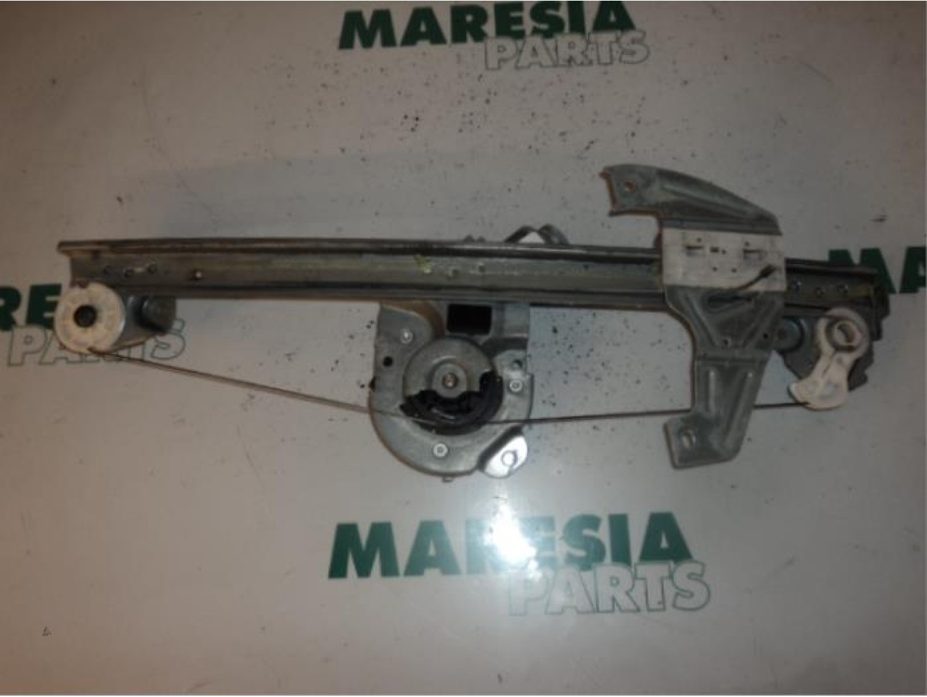 Peugeot - 107 - Fenstermechanik 2-türig links vorne