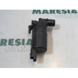 Peugeot - 107 - Windscreen washer pump