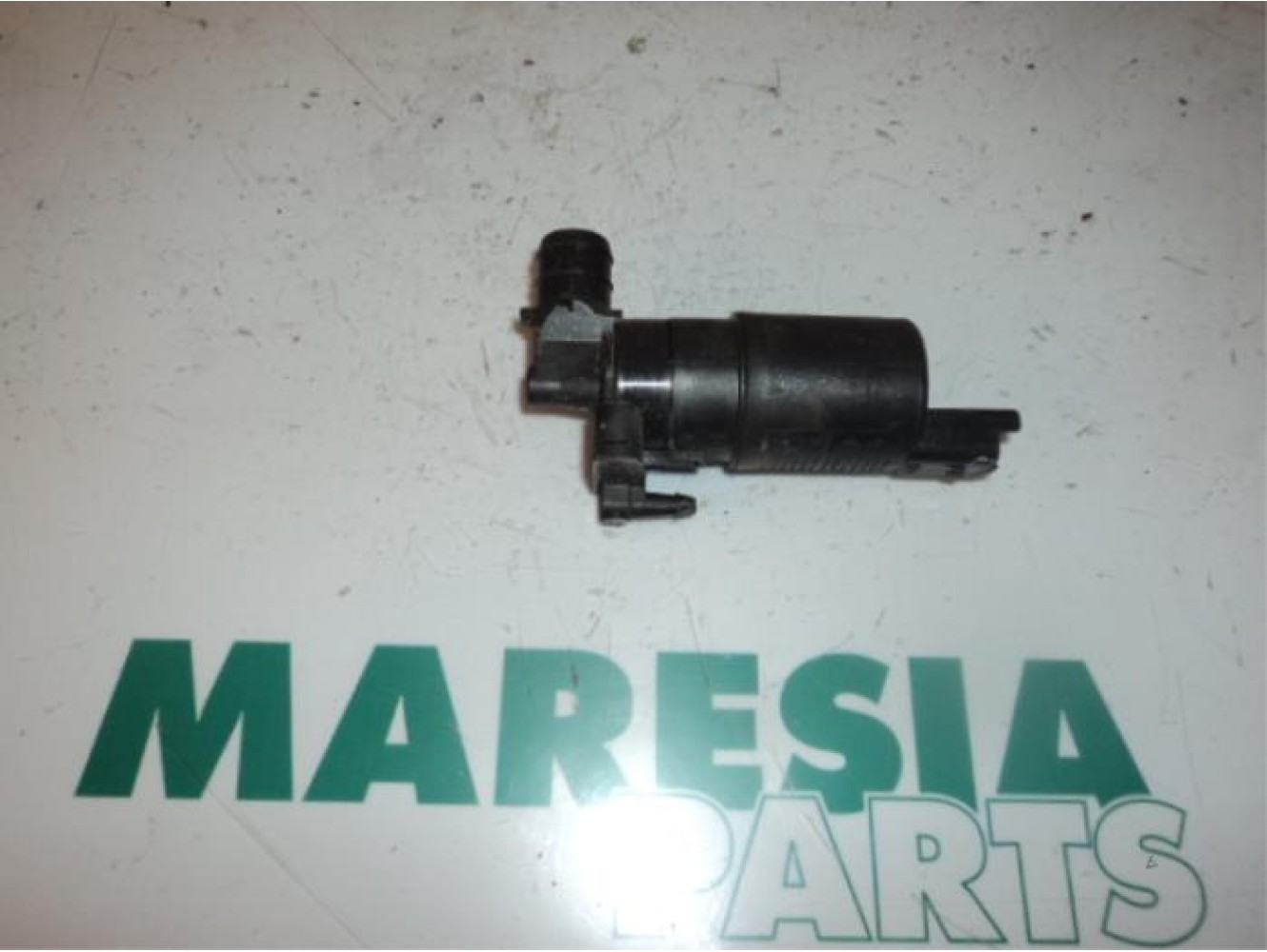 Peugeot - 107 - Windscreen washer pump
