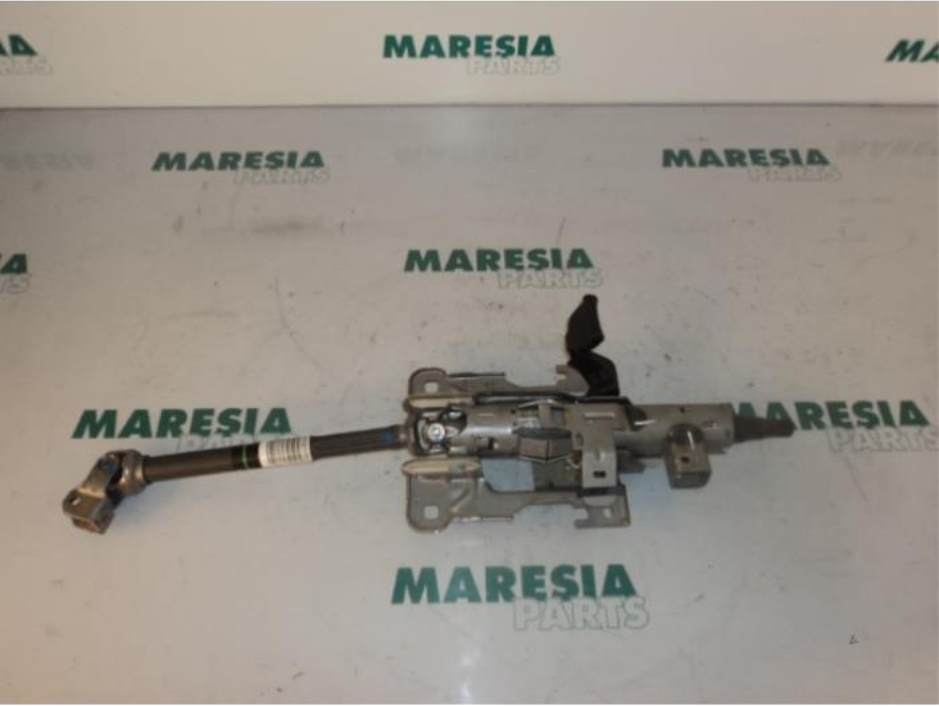 Peugeot - 208 - Steering column housing