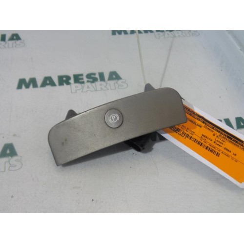 Lancia - Thesis - Handbremse Schalter