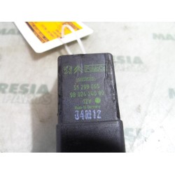 Peugeot - Partner - Glow plug relay