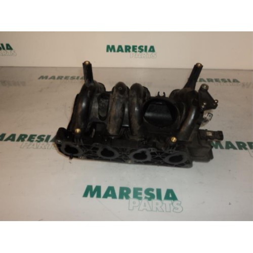 Renault - Clio - Intake manifold