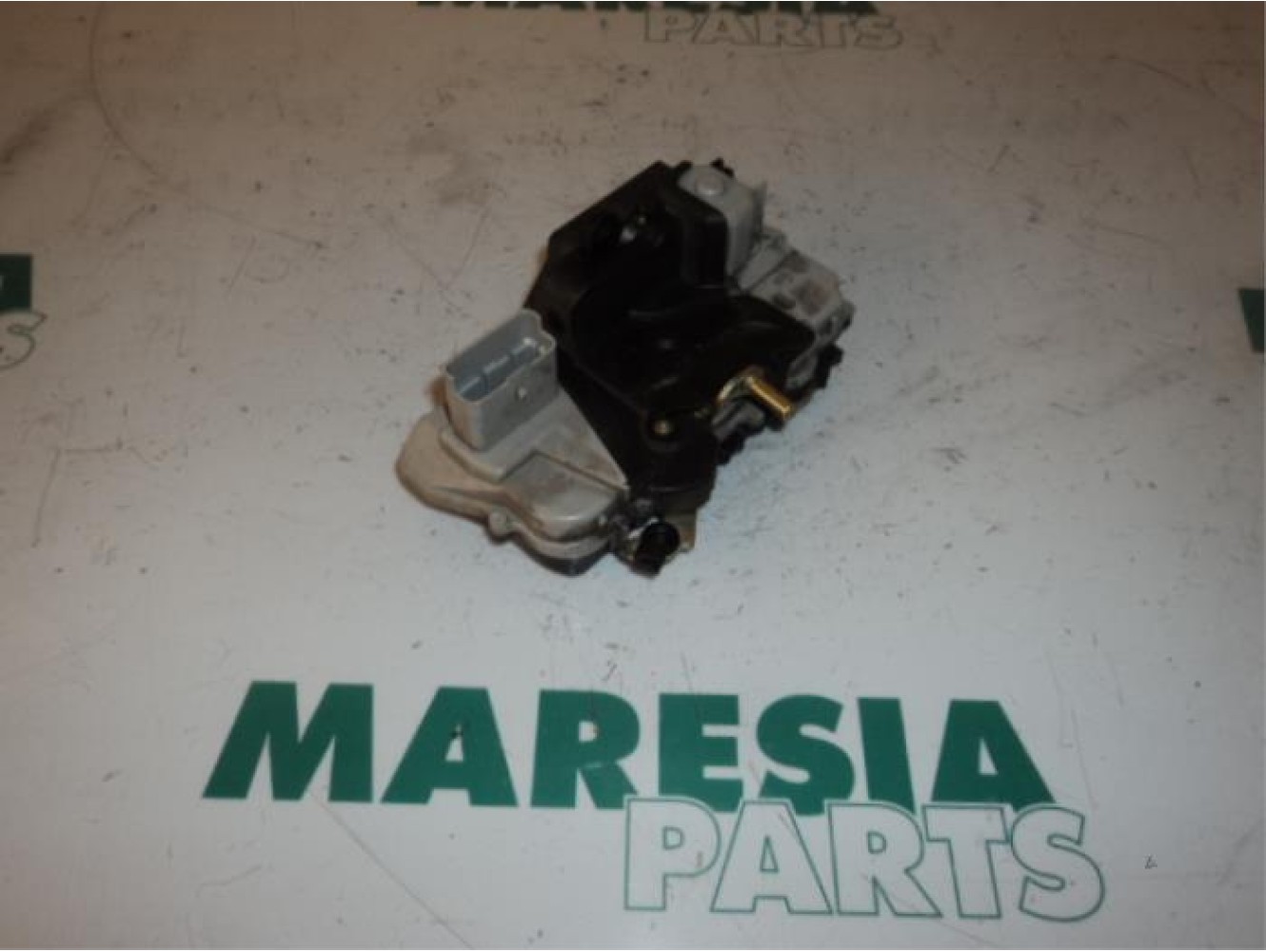 Citroen - Picasso - Front door lock mechanism 4-door, right