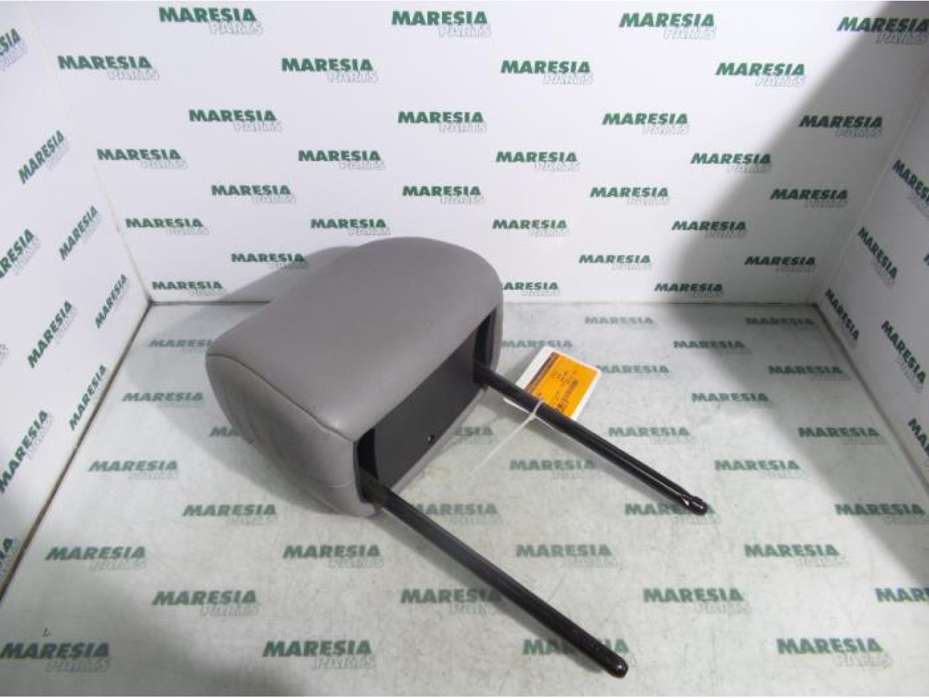 Citroen - C3 - Headrest