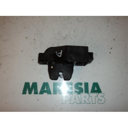 Citroen - C3 - Tailgate lock mechanism