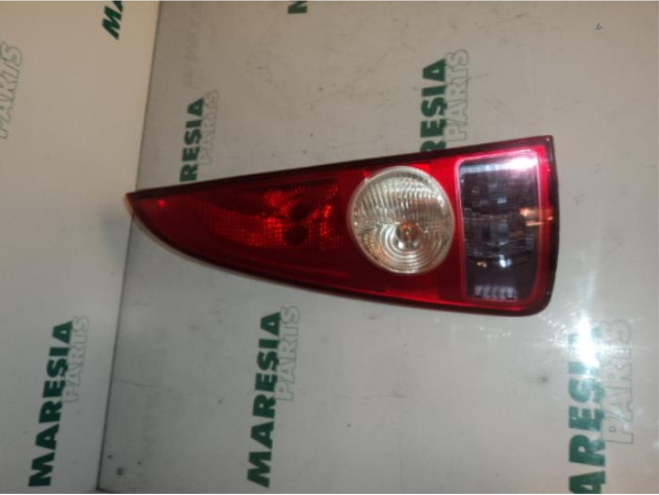 Renault - Espace - Achterlicht links