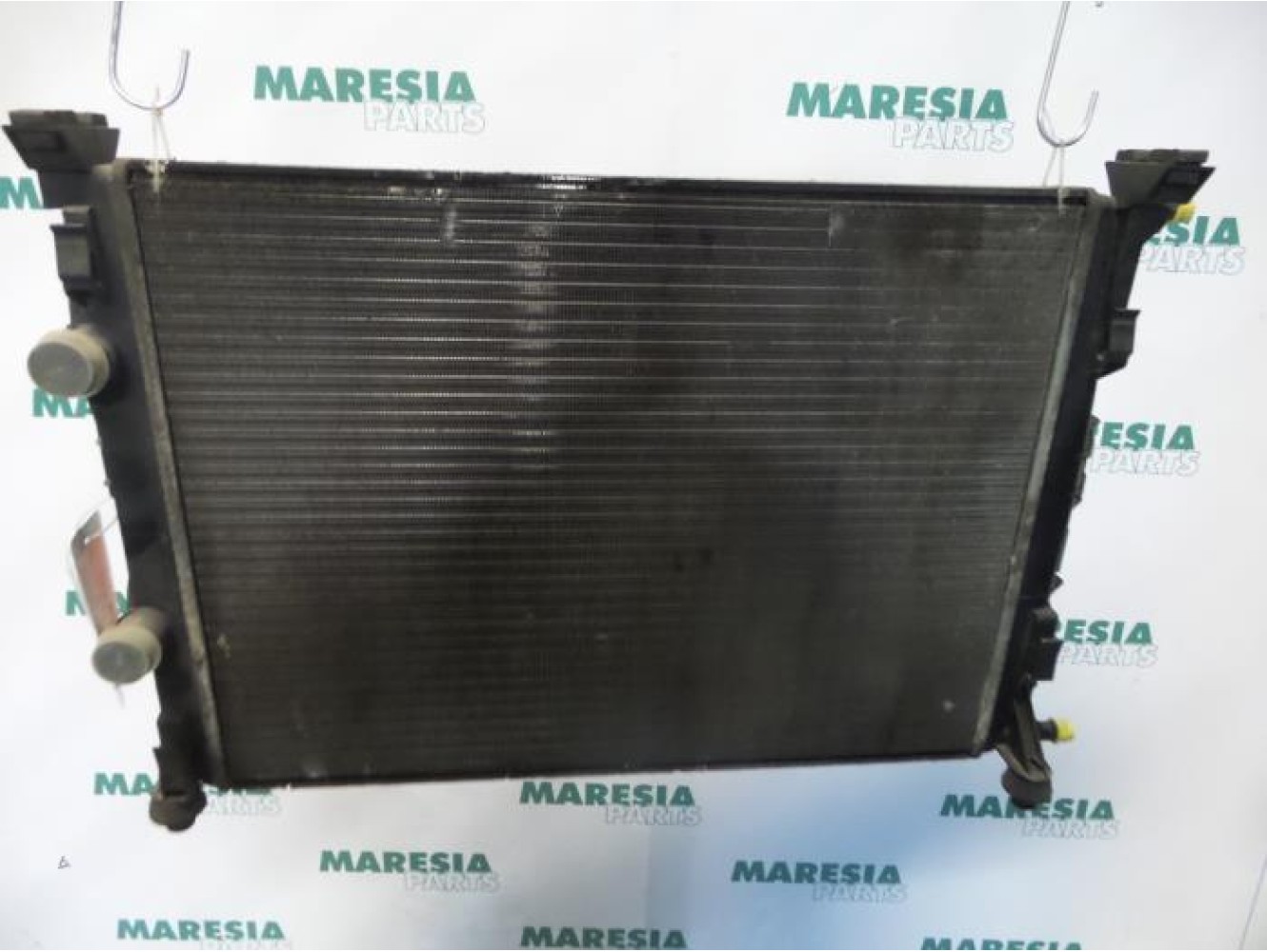 Renault - Megane - Radiator