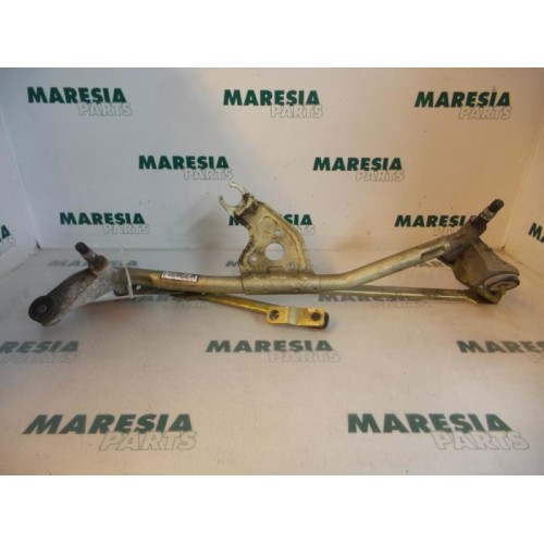 Renault - Megane - Wiper mechanism