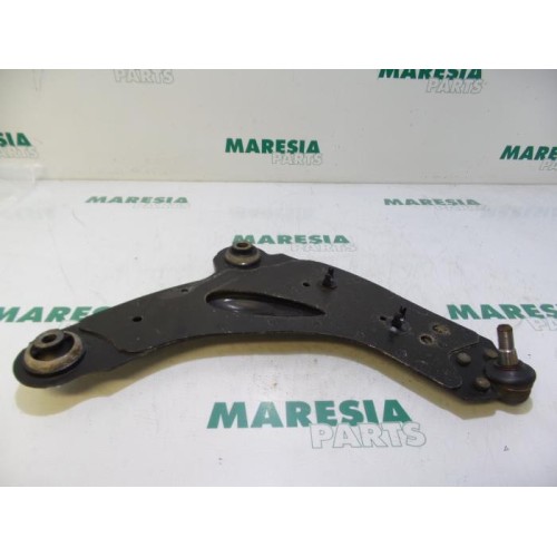 Renault - Trafic - Front lower wishbone, right