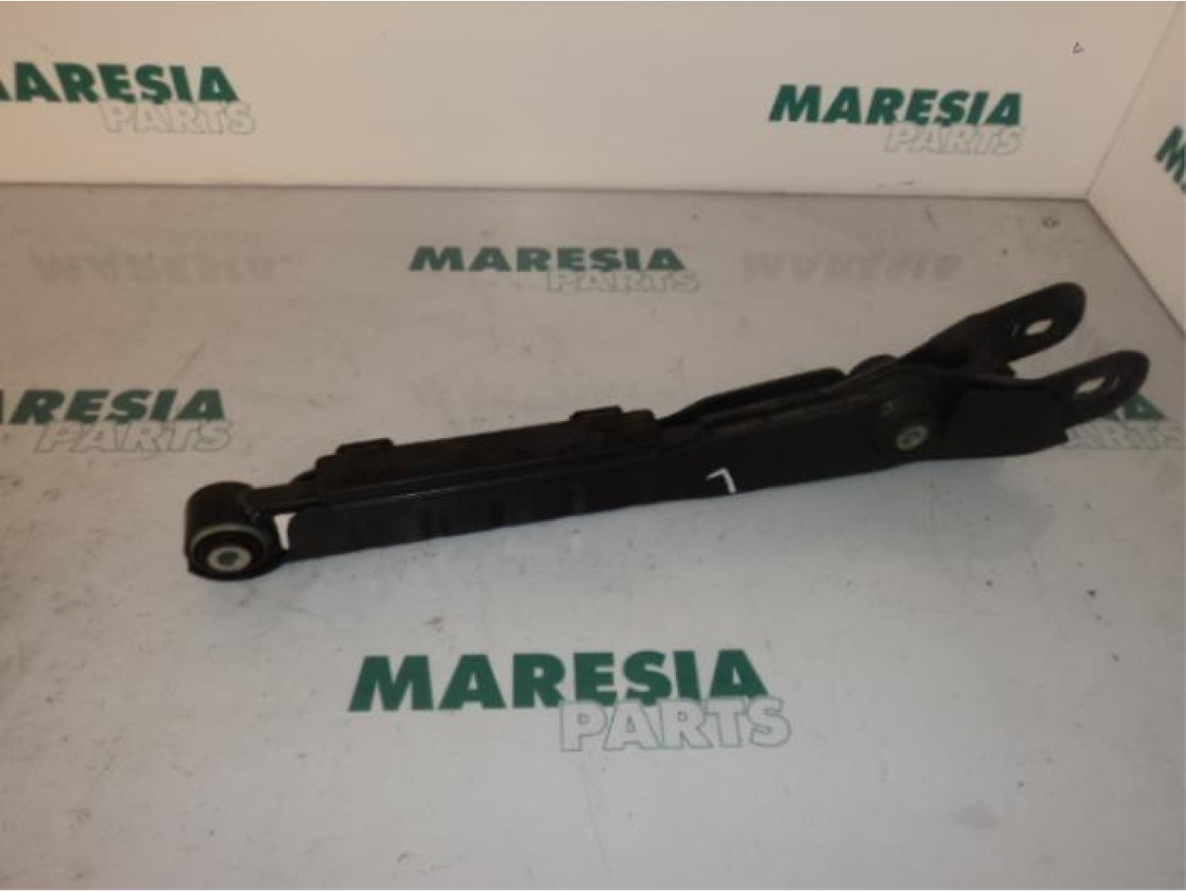 Alfa Romeo - Giulietta - Querlenker links hinten