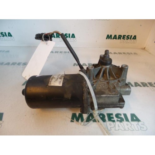 Lancia - Phedra - Front wiper motor