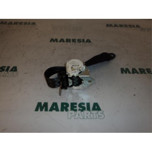 Alfa Romeo - Giulietta - Rear seatbelt, left