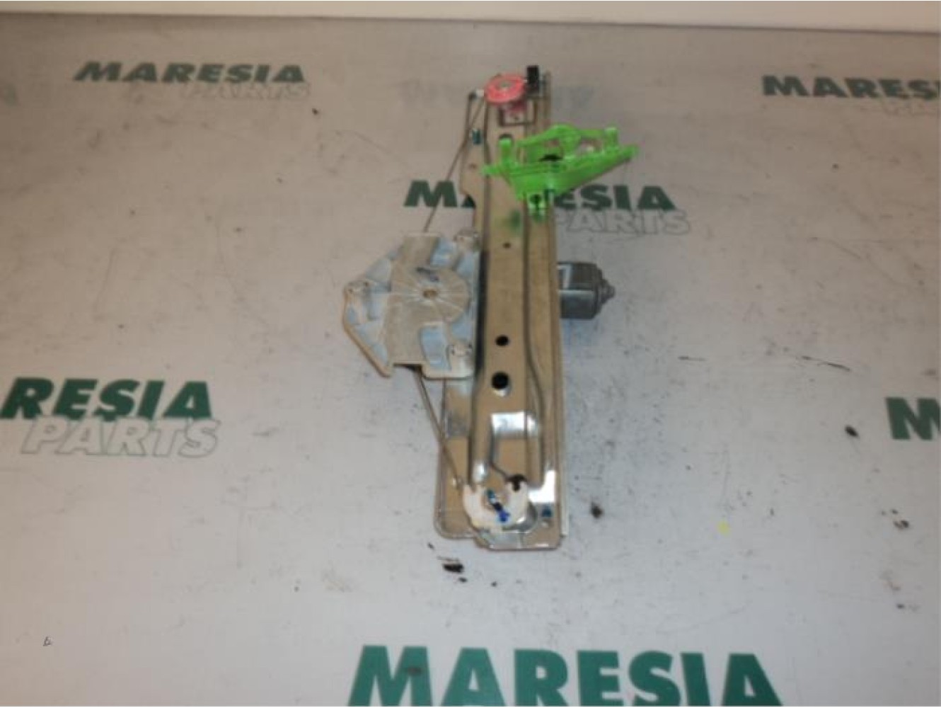 Alfa Romeo - Giulietta - Fenstermechanik 4-türig links hinten