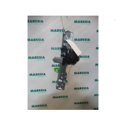 Alfa Romeo - Giulietta - Rear door window mechanism 4-door, right
